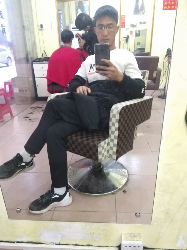 hushuai的第一张照片--英德残疾人相亲网