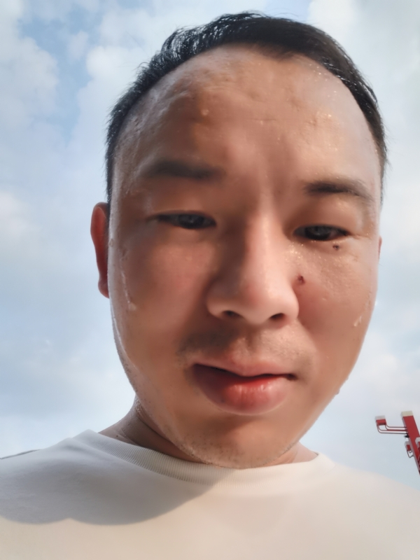 唐老鸭的第一张照片--英德残疾人相亲网