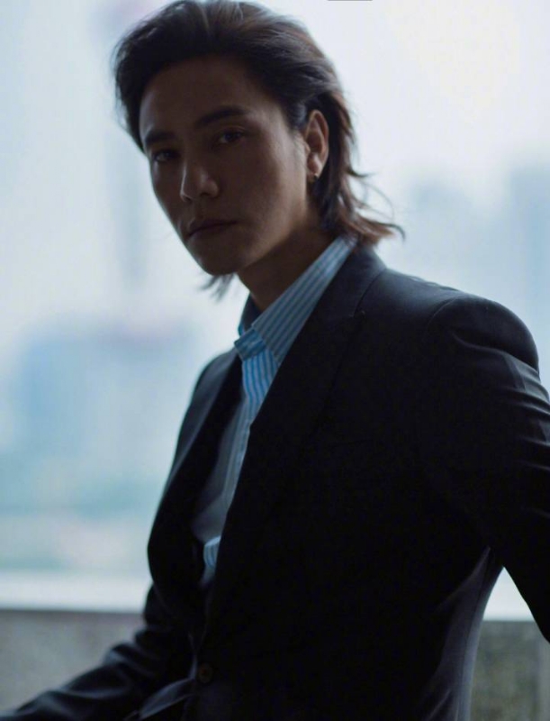 李嘉廷的第三张照片--英德残疾人相亲网