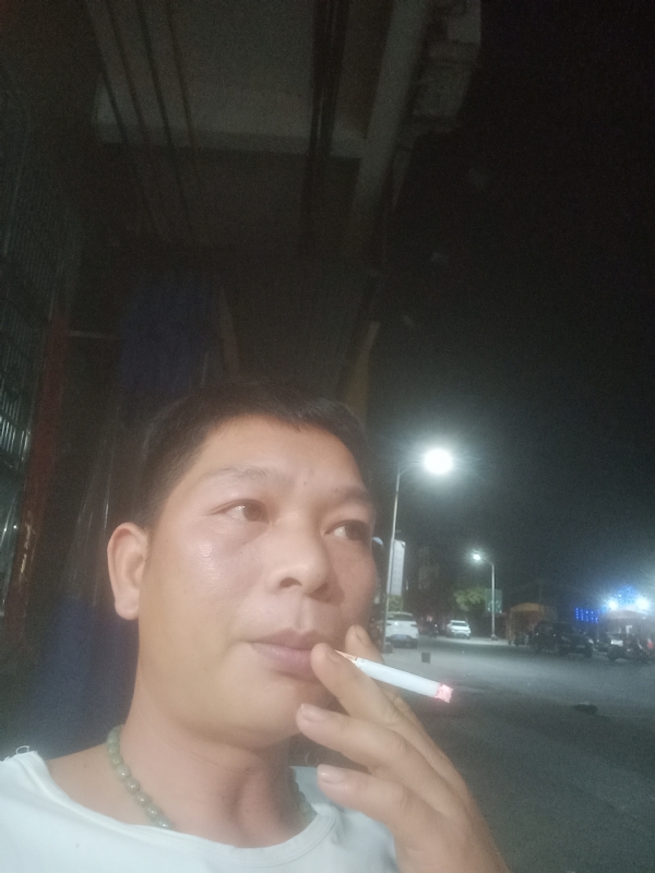 善解人意的第一张照片--英德残疾人相亲网